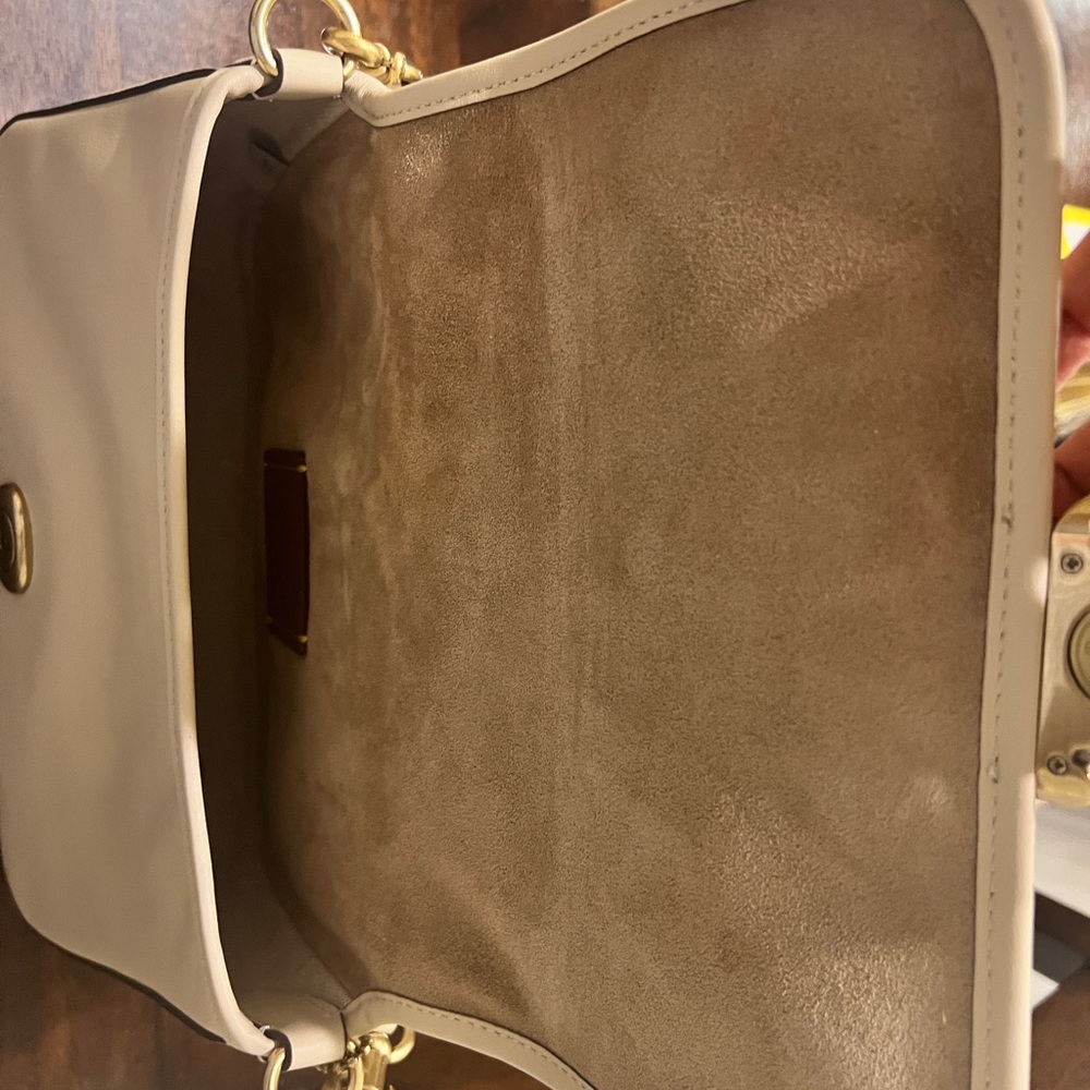 Cream Leather Shoulder Bag - Picture 7 of 14